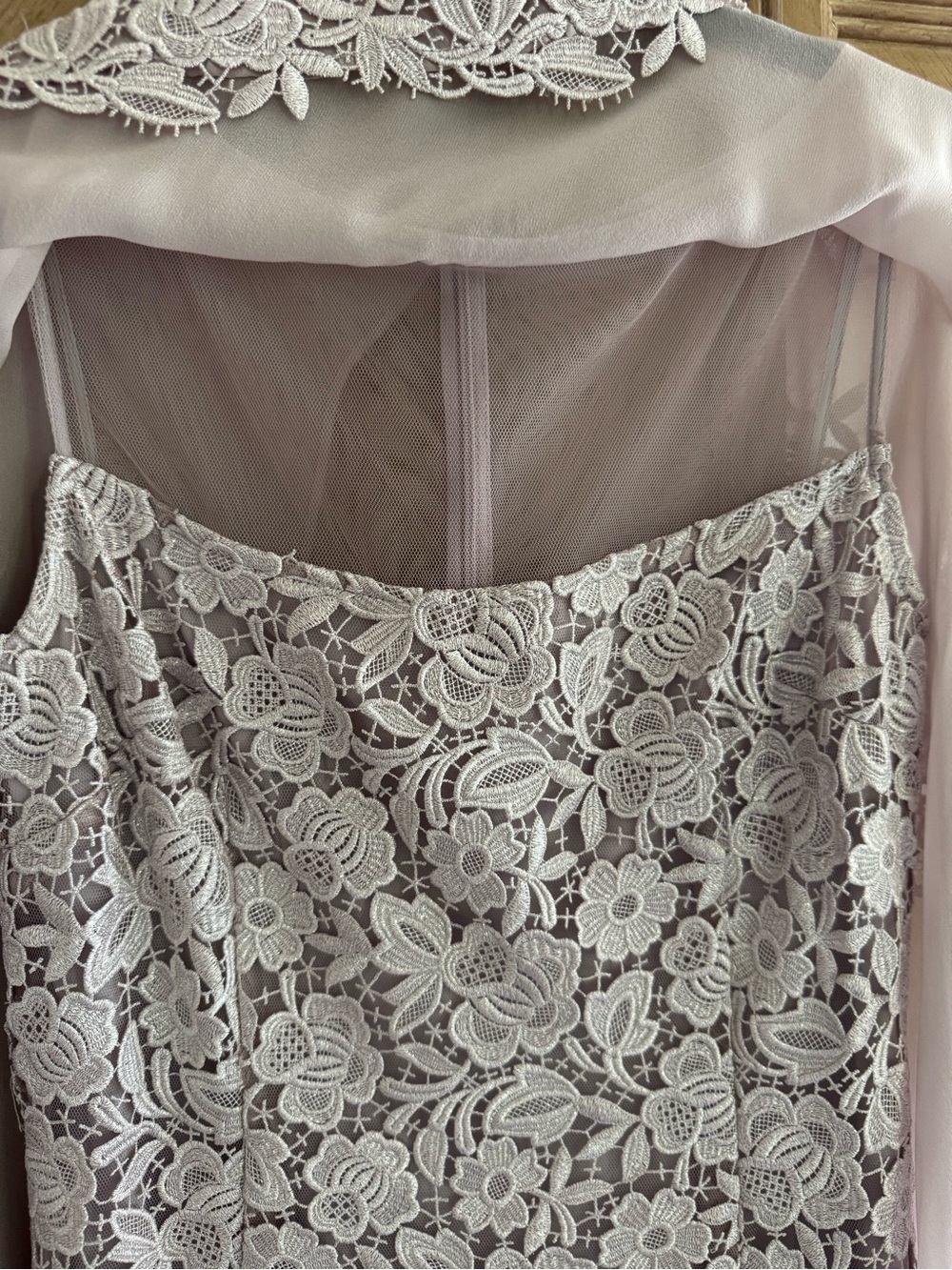 Teri Jon Lilac Lace Maxi Dress with Chiffon Cape worn once as mother of bride - Picture 6 of 10